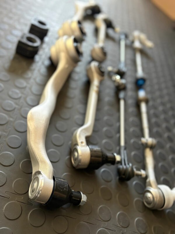 imgi_4_7B69DBD4-D6F0-4D3B-B7E1-DF17F0B538D5 BMW Front Suspension Repair Kit F20 F22 F30 F32 / Control arm kit